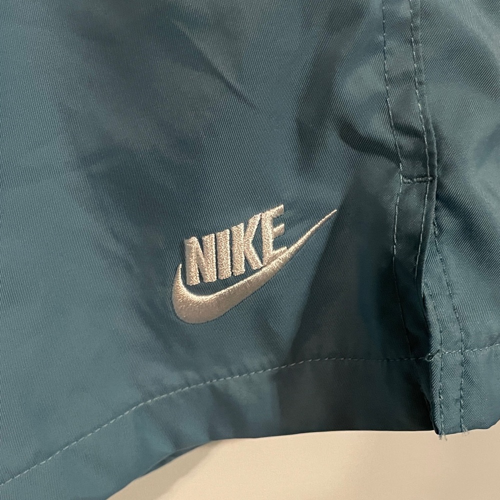 Nike Blue Athletic Shorts - Picture 3 of 4